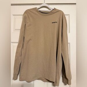 Patagonia Men's Long Sleeve P-6 Logo Responsibili-Tee Shirt Size XL Oar Tan